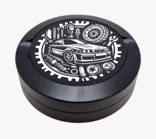 Gravierte Snusdose aus Aluminium mit Gravur - Auto Tuning - schwarze Oberfläche