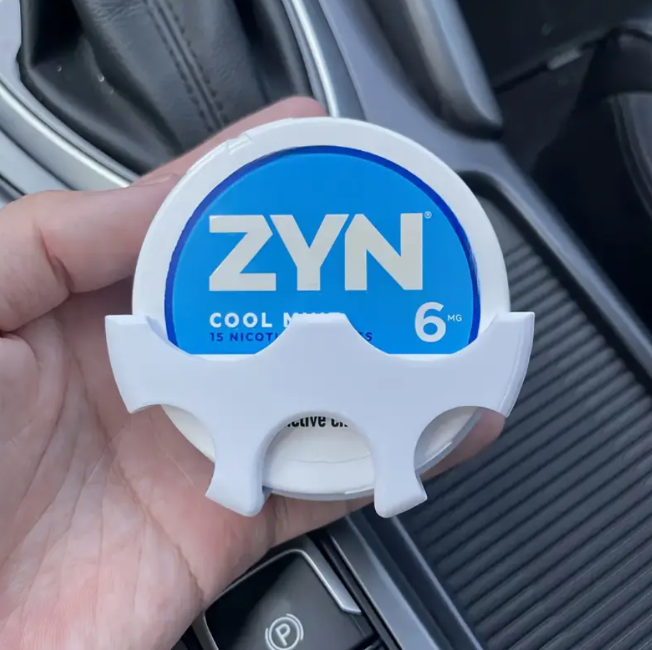 Sonnenblendenhalterung fürs Auto - Stylisch, Praktisch, Gut