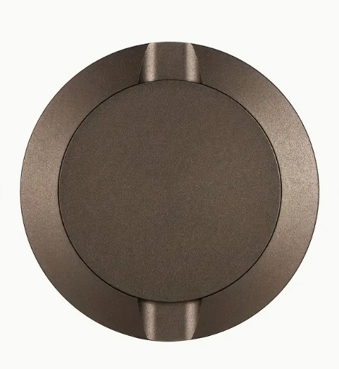 Unsere hochwertige, dreiteilige Snus-Dose aus Aluminium vereint Funktionalität und Stil. Gefertigt aus robustem, leichtem Aluminium bietet sie optimalen Schutz und perfekte Frische für Deinen Snus. Das moderne, matte Kupfer verleiht der Dosis ein elegantes und auffälliges Design – ideal für den Alltag oder besondere Anlässe.