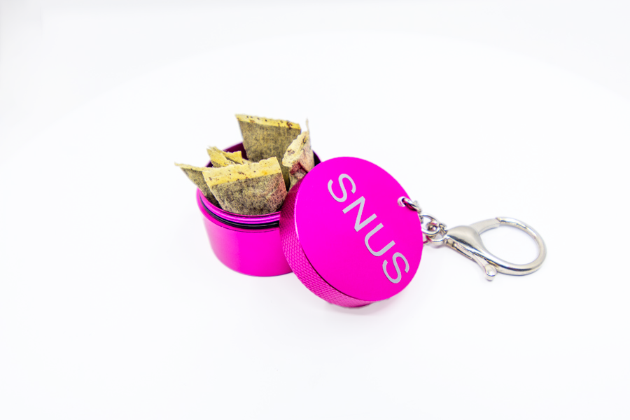 Mini Snusi Pink - der Schlüsselanhänger für kleine Rationen