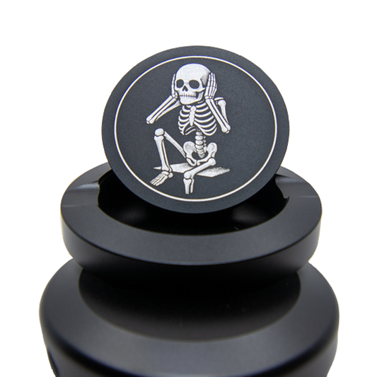 Gravierte Snusdose Aluminium Ribsy "Hear No Bones" 3-tlg.