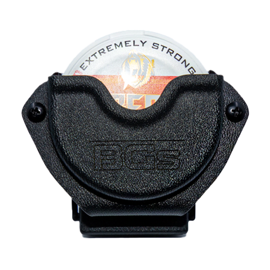 BGs Snus Holster in Schwarz Ansicht von vorne, stilvolles und funktionales Design für unterwegs.