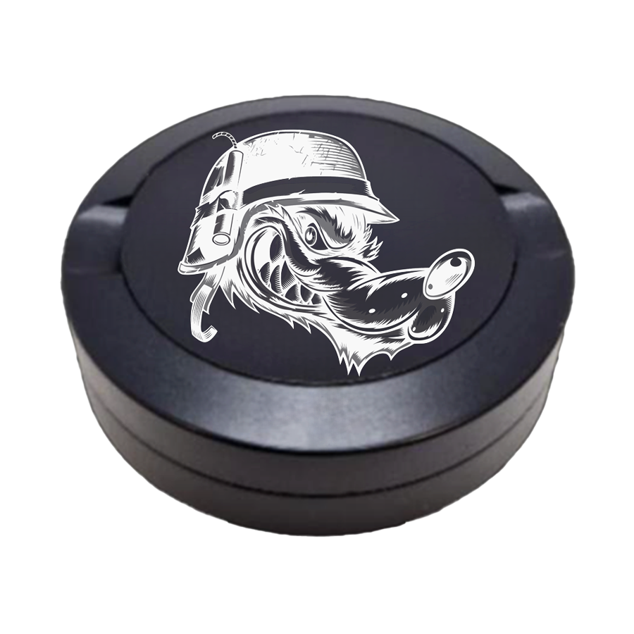 Gravierte Snusdose aus Aluminium mit Iron Fang Motiv, personalisierbar, hochwertige Lasergravur