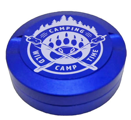 Gravierte Snusdose aus Aluminium mit Gravur - Bären Camp - blaue Oberfläche