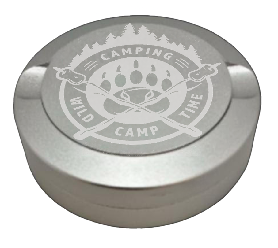 Gravierte Snusdose aus Aluminium mit Gravur - Bären Camp - silbrige  Oberfläche
