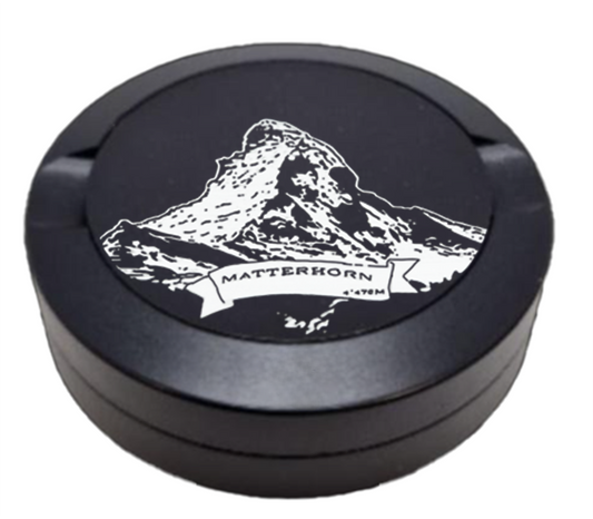 
Gravierte Snusdose aus Aluminium mit Motiv - Matterhorn- schwarze Oberfläche
