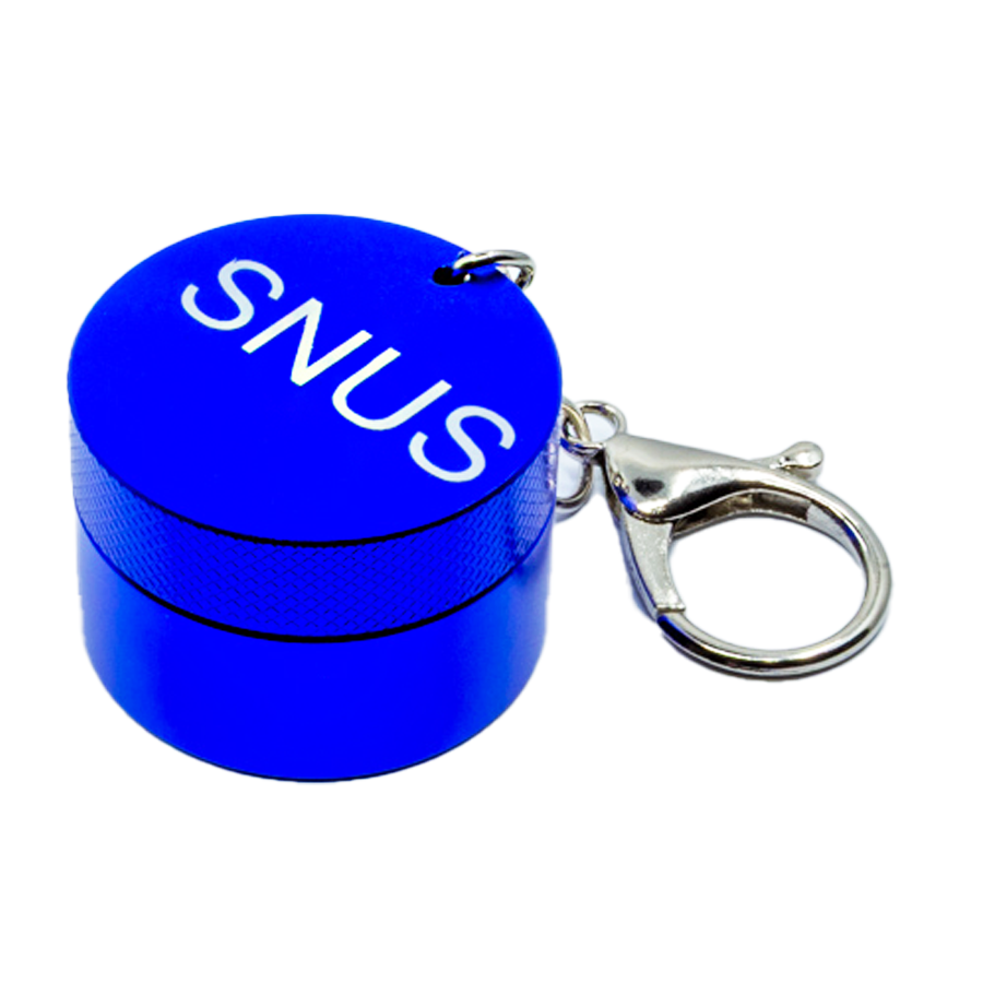 Mini Snusi Schlüsselanhänger blau, für kleine Snus-Rationen, kompakter Behälter für unterwegs.