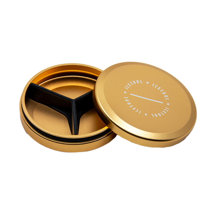 Geöffnete Icetool Snusdose in Champagner, Innenansicht